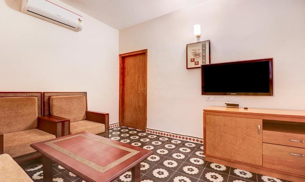 Rr Inn Group Of Hotels 카니아쿠마리 외부 사진