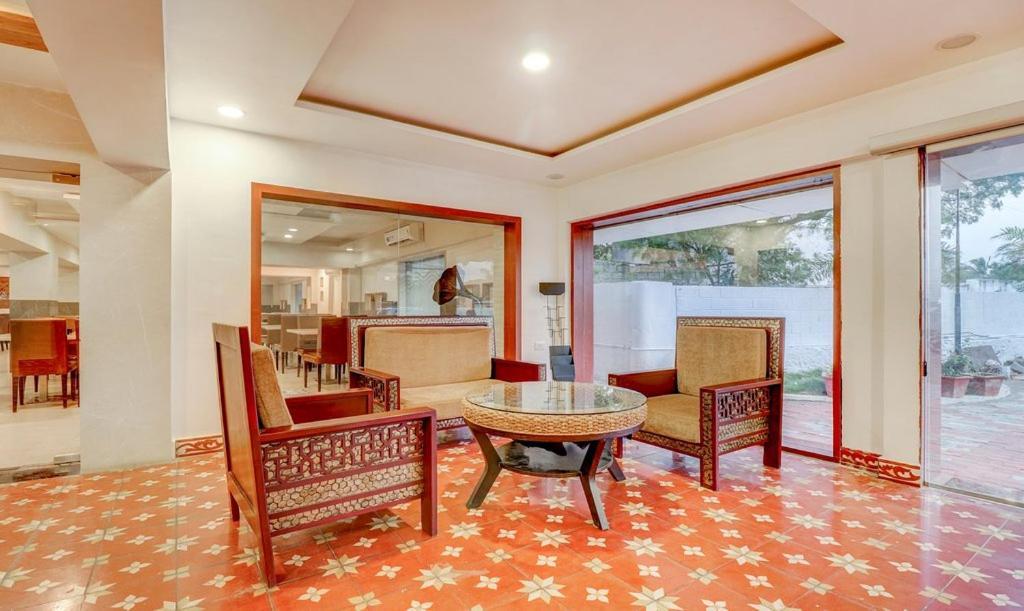 Rr Inn Group Of Hotels 카니아쿠마리 외부 사진