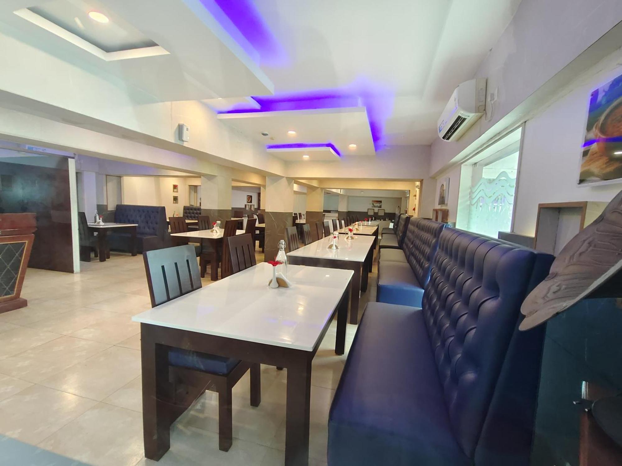 Rr Inn Group Of Hotels 카니아쿠마리 외부 사진