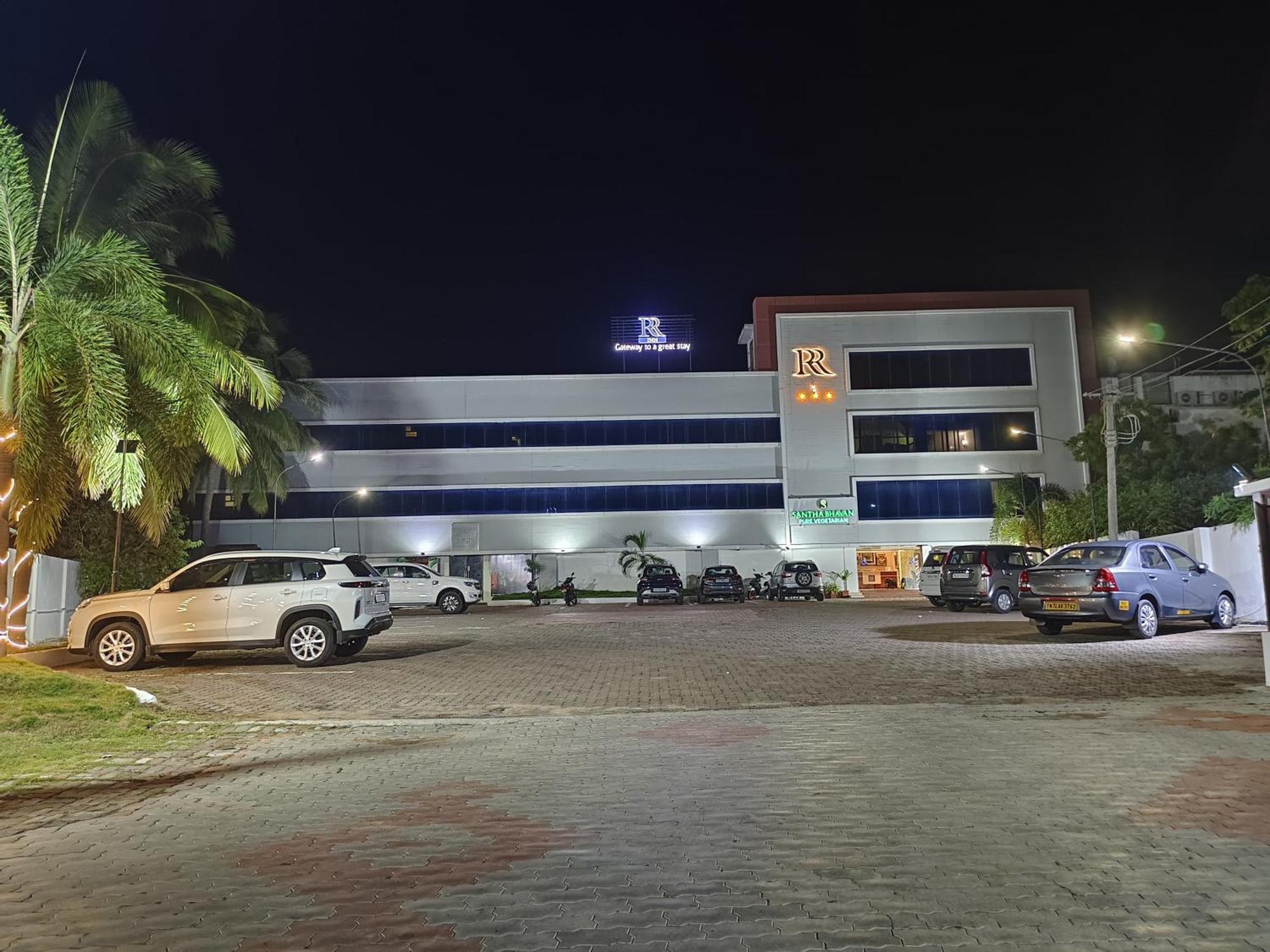 Rr Inn Group Of Hotels 카니아쿠마리 외부 사진